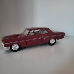 Maisto - 1964 Ford Fairlane Thunderbolt